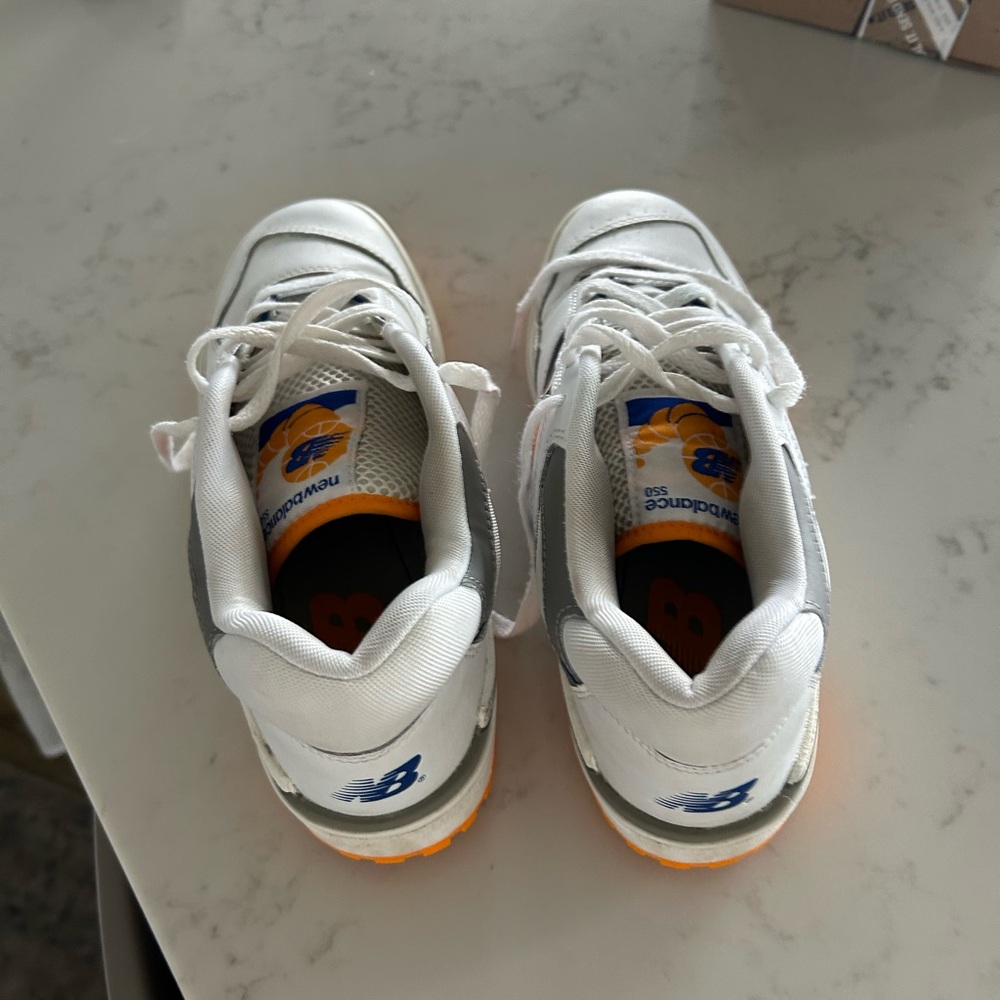 New Balance 550 orange/white 7.5 men’s
